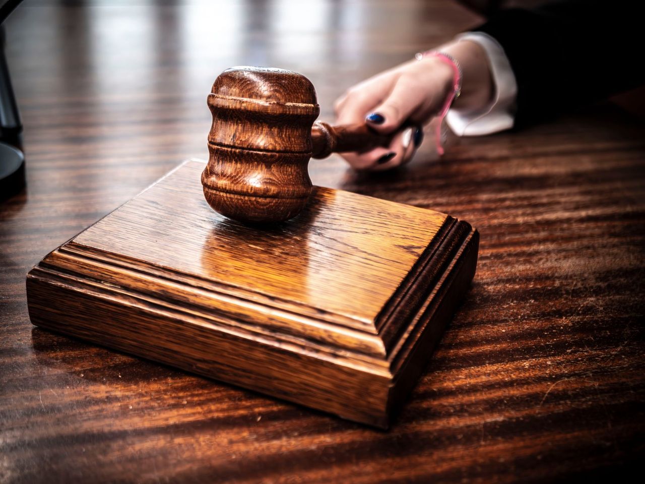 How Auction Property Valuations Differ from Standard Sales