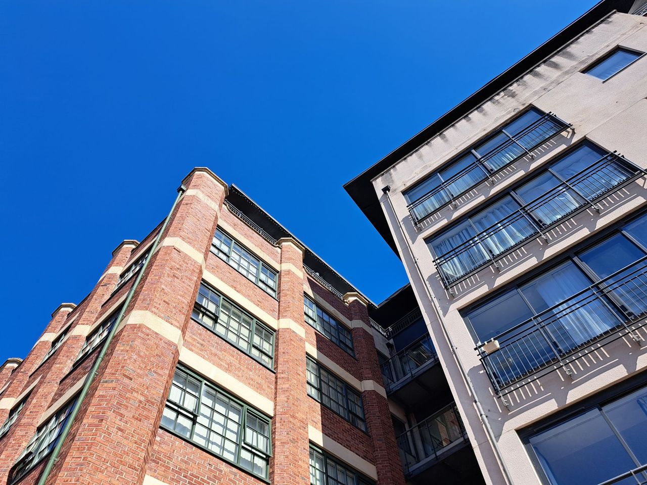 Short Lease Properties: The Hidden Value Cliff Edge
